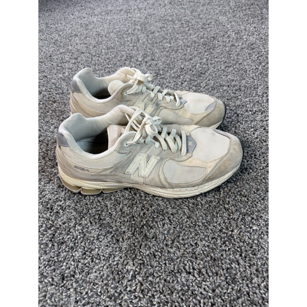 New Balance 2002R Running Shoes Men's U.S. Size 10 Beige